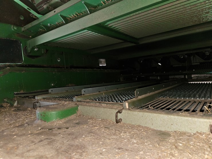 2010-john-deere-2010-image-24