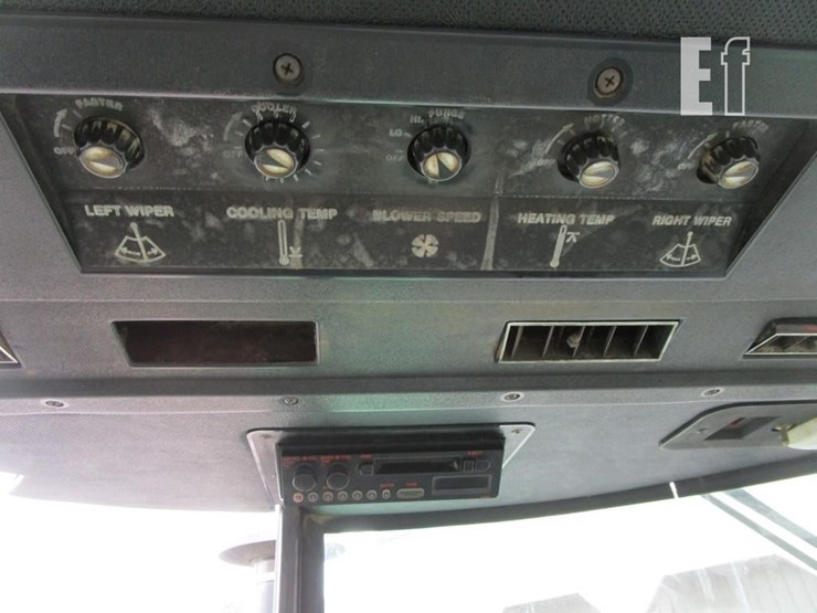 john-deere-4440-image-20