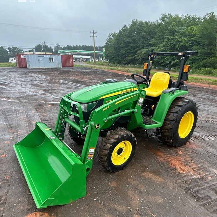 2022 JOHN DEERE 3032E