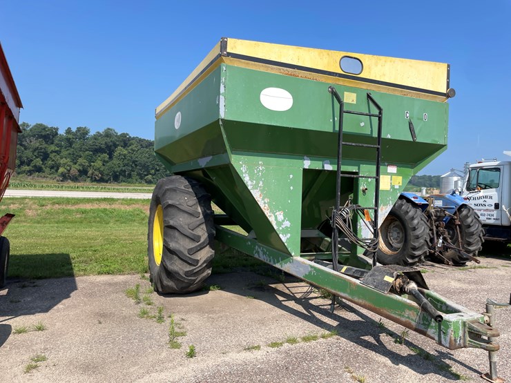 #1057-•-j-&-m-grain-cart-image-3