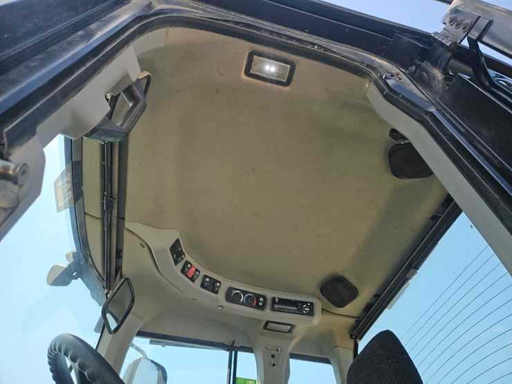 2015-caterpillar-930k-image-16