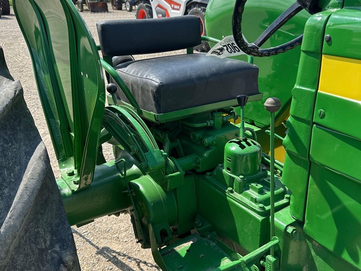 john-deere-420-image-12
