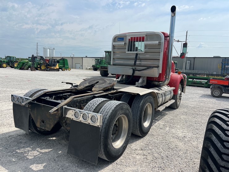 kenworth-t800-image-4