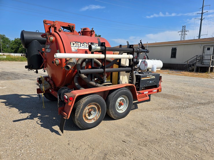 ditch-witch-fx25-image-14
