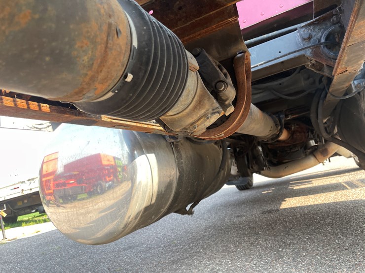 2007-peterbilt-379-image-54