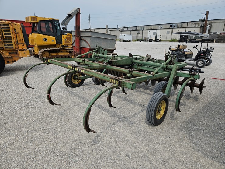 john-deere-1710-image-6
