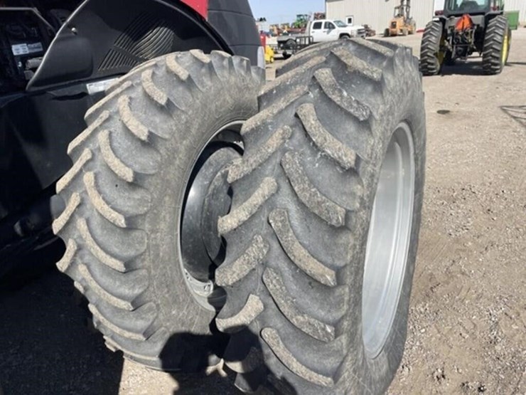 2012-case-ih-magnum-260-image-18