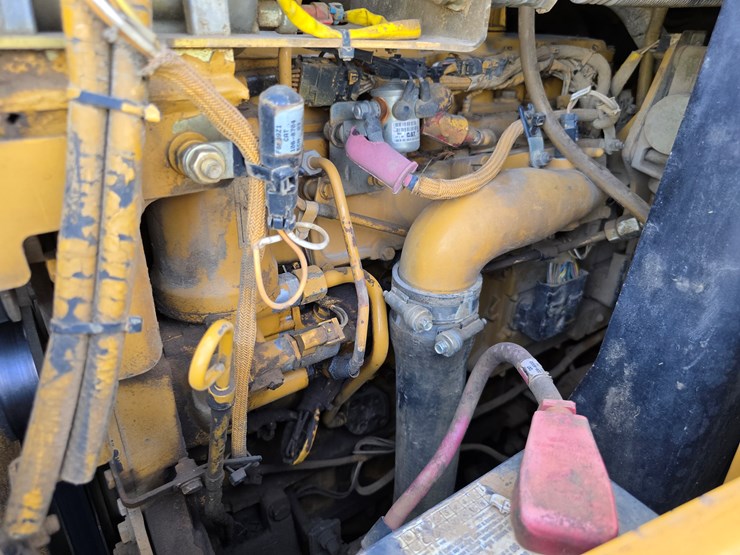 2005-caterpillar-953c-image-104