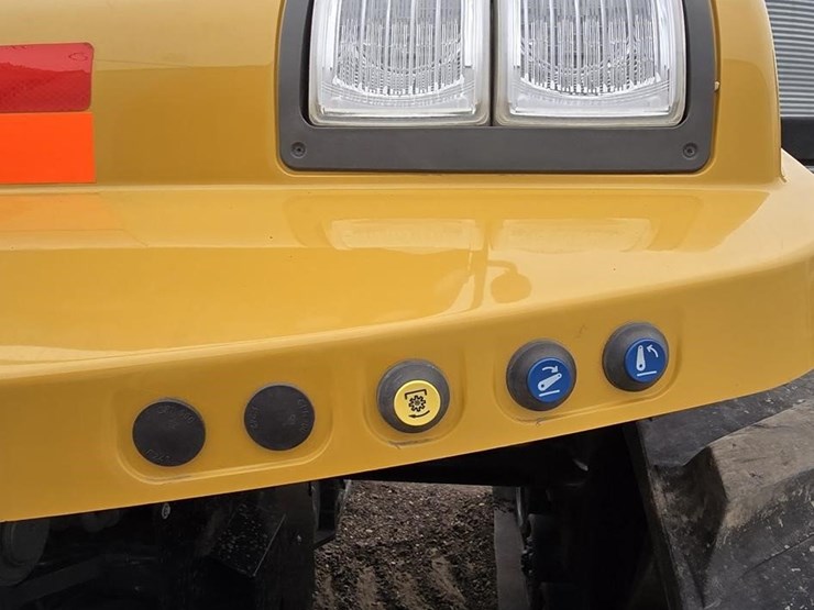 2020-challenger-mt743-image-22
