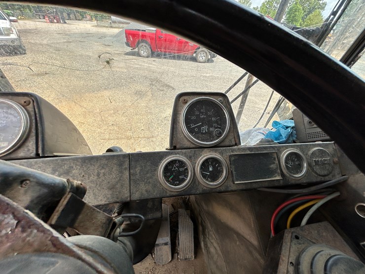 #9394-•-inop-2007-mack-mr-mr600s-t/a-daycab-garbage-truck-vin:-1m2k189c07m036142-image-55