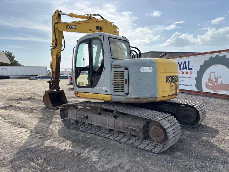 2005-kobelco-135sr-image-5