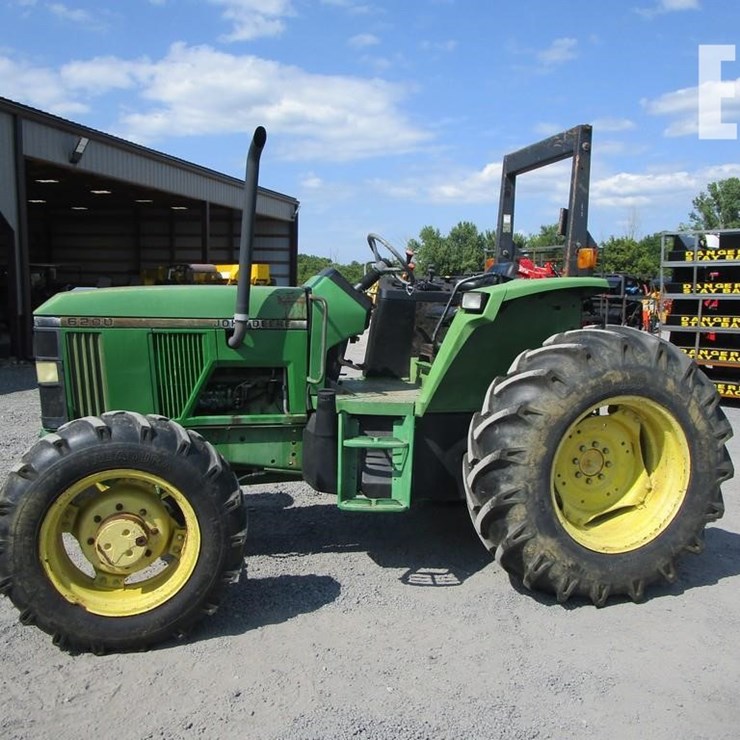 JOHN DEERE 6200