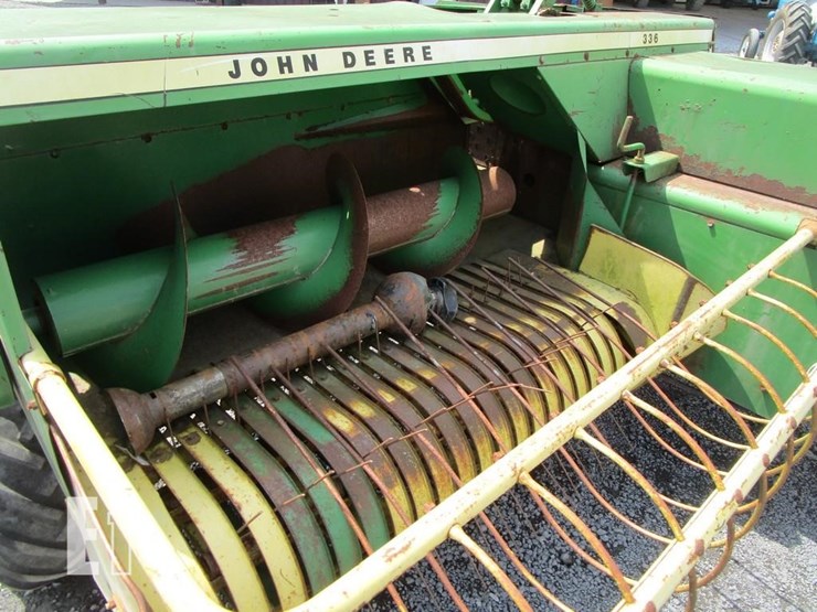 john-deere-336-image-3