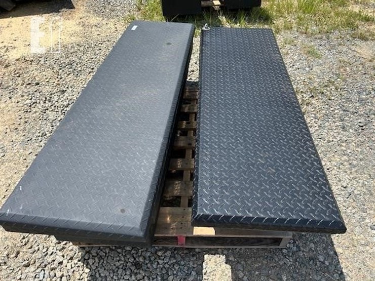 (2)-alum-toolboxes-for-reg-size-pickup-truck-image-2