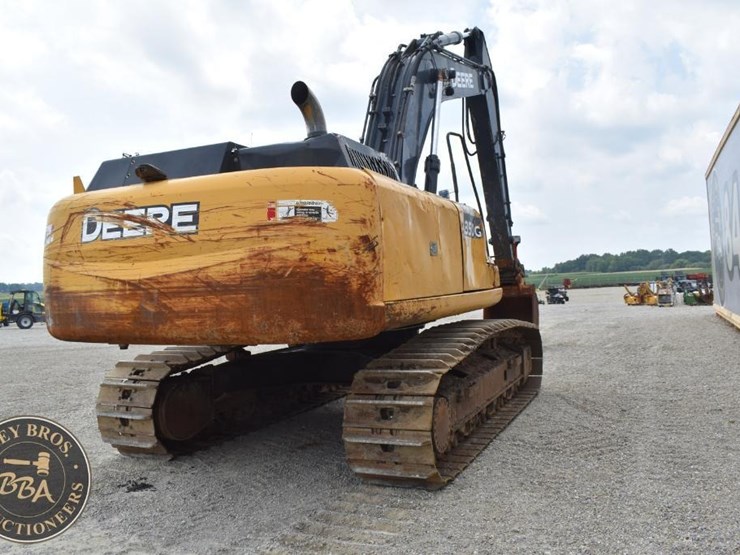 2013-deere-350g-lc-image-20