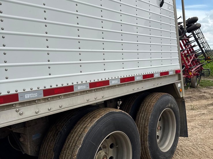 2011-wilson-grain-trailer-image-16