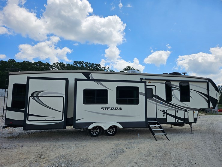#20735-•-2017-forest-river-sierra-camper-image-157