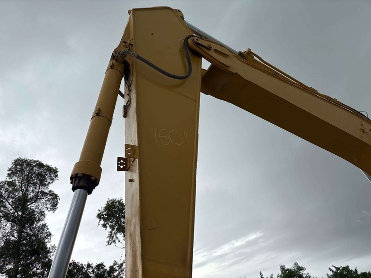 2004-caterpillar-345b-image-17