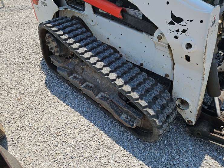 2017-bobcat-t650-image-22