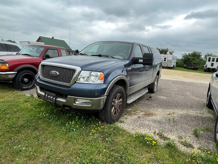 #1037-•-2005-ford-lariat-crew-cab-4x4-(has-wi-title)-image-1