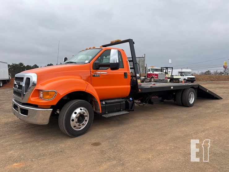 2012-ford-f650-sd-image-2