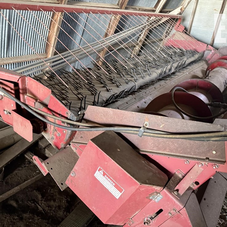 CASE IH 810