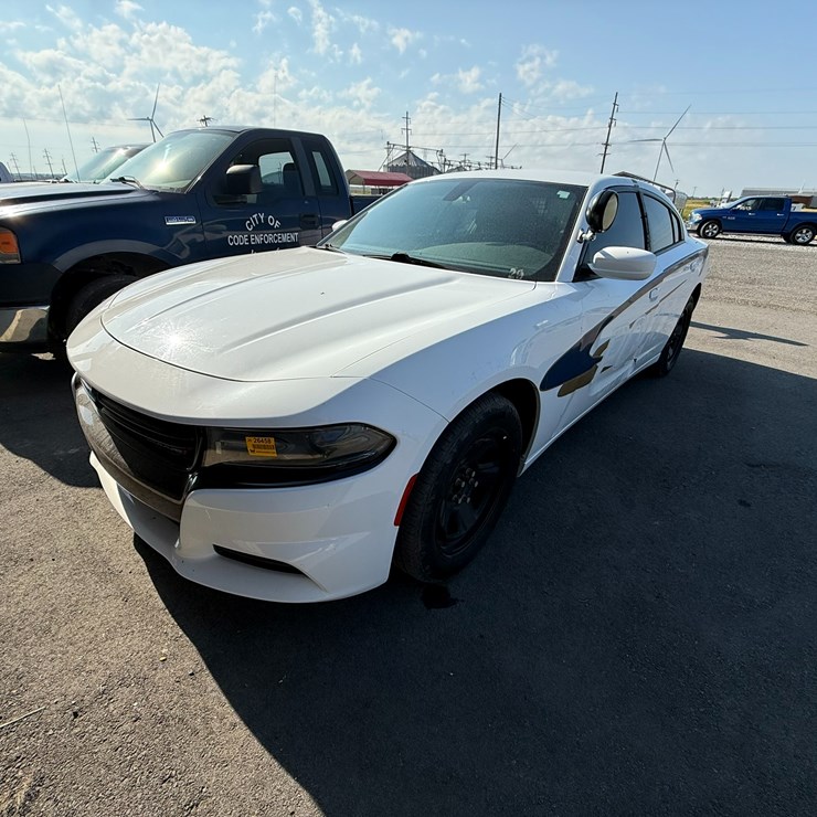 #26458 • 2018 Dodge Charger Sedan 2C3CDXAT6JH212440