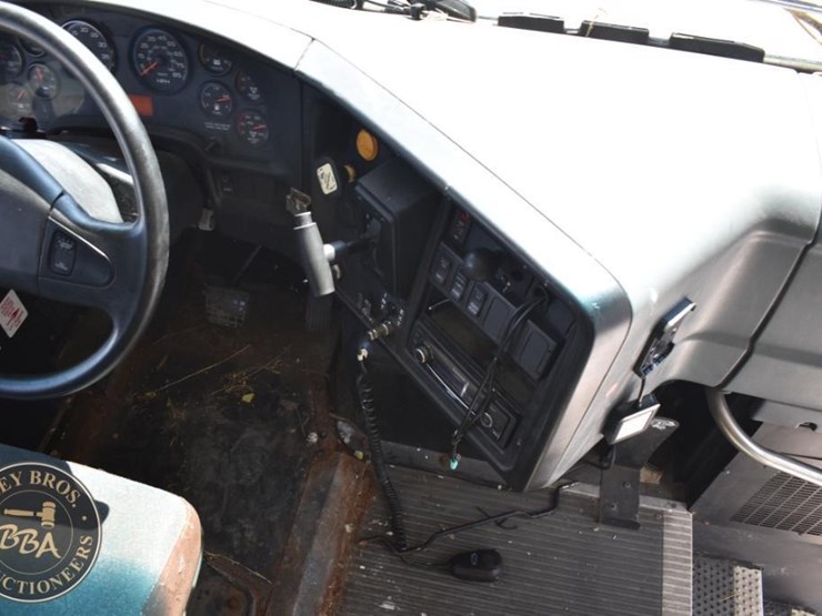 2012-ic-bus-ce-image-44