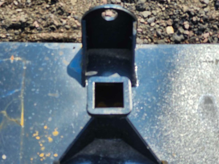 heavy-duty-gooseneck-&-universal-skid-steer-receiver-hitch-image-3