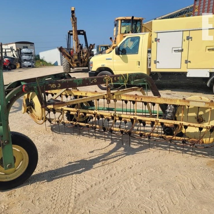 JOHN DEERE 660