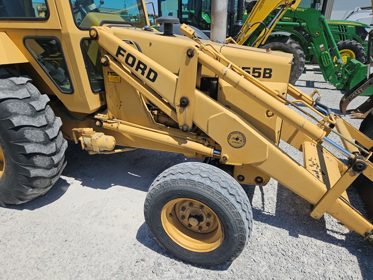 ford-555b-image-6