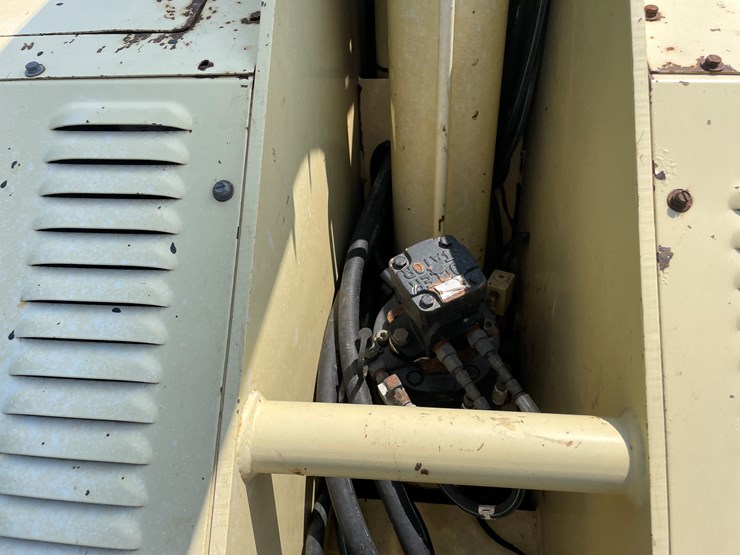 #1004-•-jlg-40h-manlift-image-35