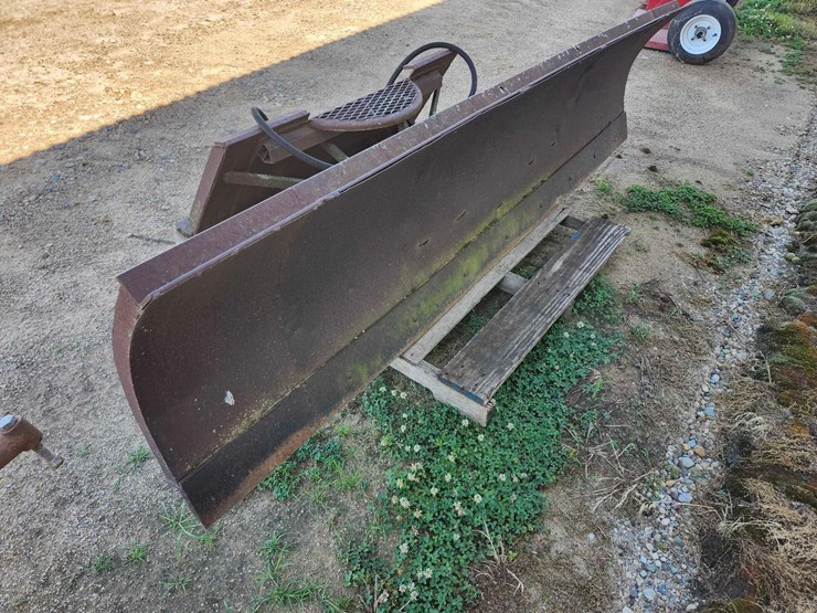 8ft-snow-blade-skid-loader-mount,-hydraulic-angle-image-2
