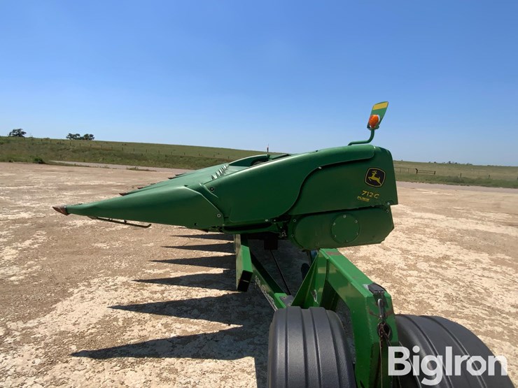 2019-john-deere-712c-image-8