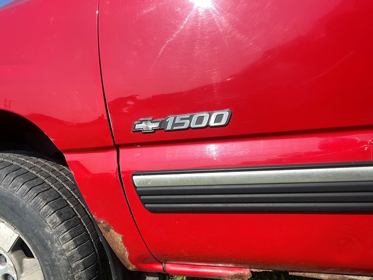 #1040-•-2000-chevy-1500-truck-(has-wi-title)-image-46