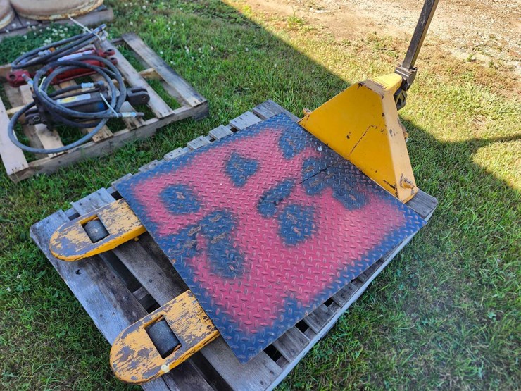 liftrite-hydraulic-pallet-jack-image-2