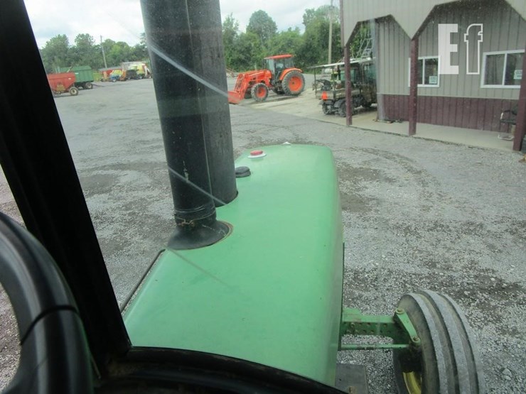 john-deere-4440-image-21