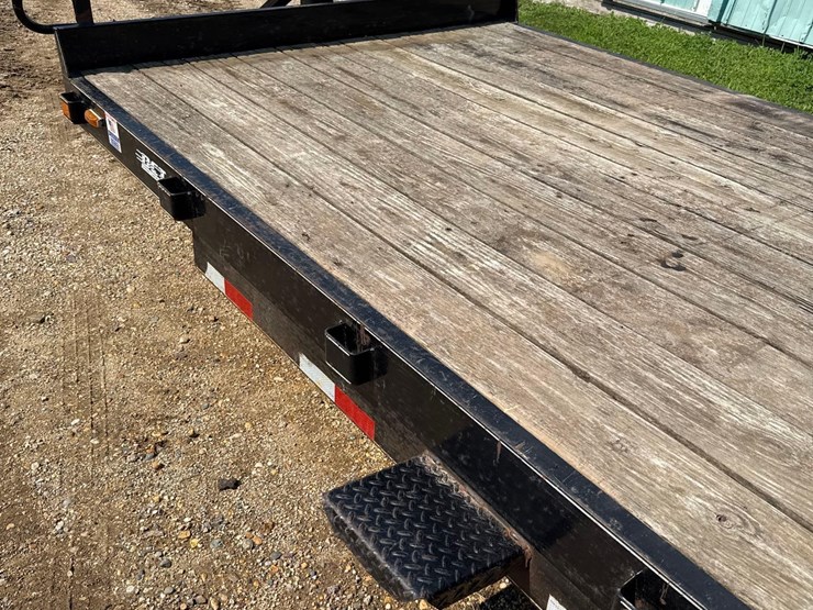 2013-dressen-dct-83-inch-x-20ft-flatbed-trailer-image-11