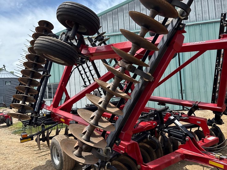 2012-case-ih-340-image-6