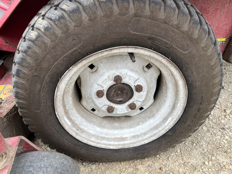 #1075-•-toro-lawn-mower-image-22