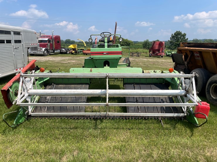 #1061-•-owatonna-260-swather-with-conditioner-image-6