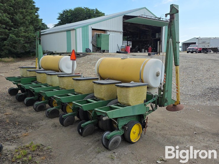 john-deere-7000-image-4
