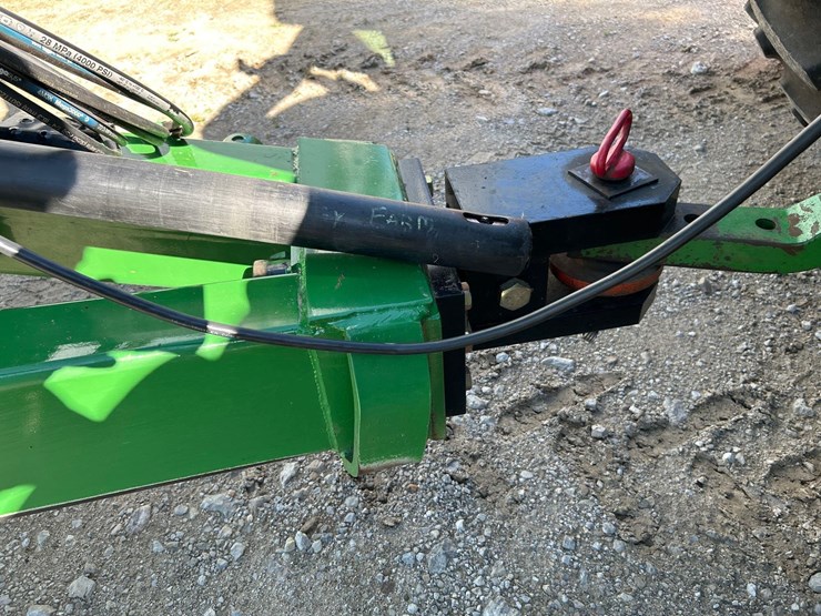 2013-j-and-m-620-14-grain-cart-image-2