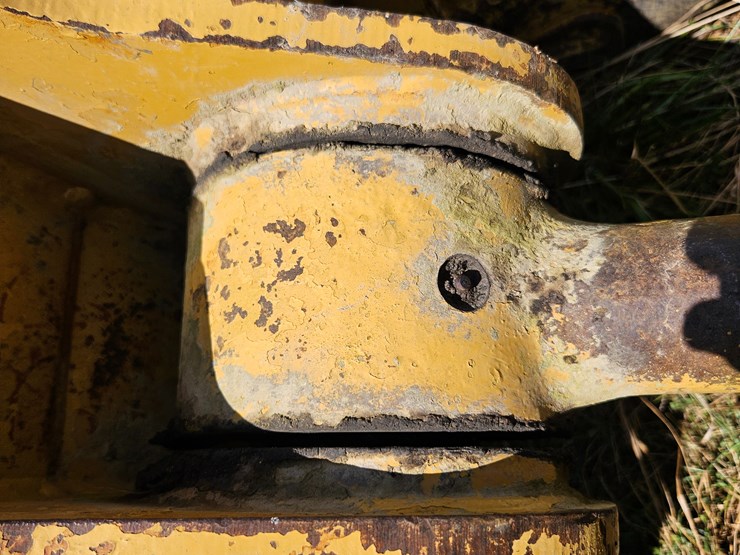 caterpillar-963-image-116