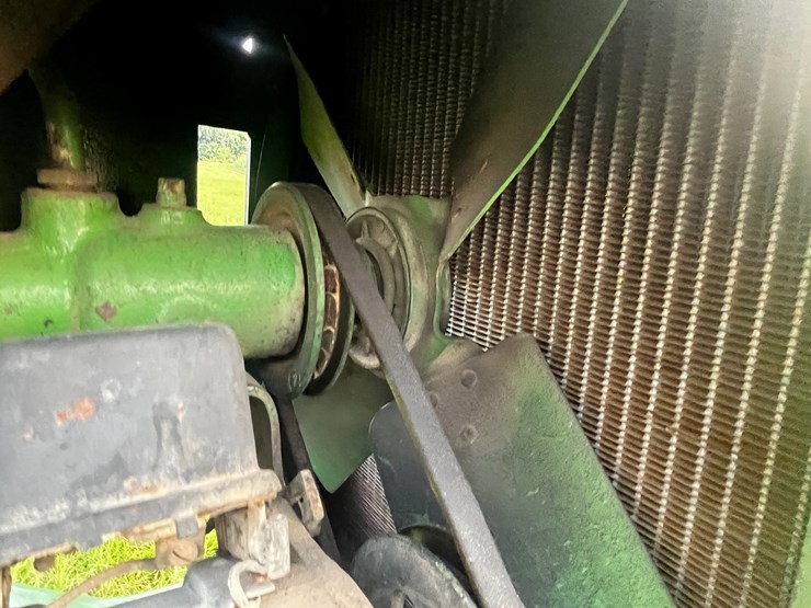 john-deere-a-image-16