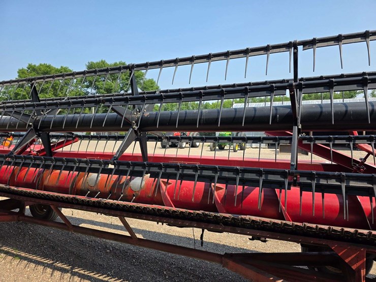 ih-model-1020-bean-head,-25’-wide,-bolt-on-sections,-comes-with-4-wheel-header-trailer,-9.5l-14-tire-image-4
