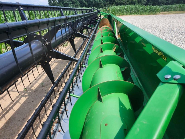 2014-john-deere-635f-grain-head-image-22