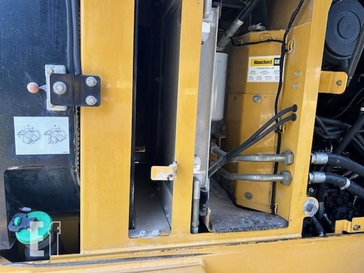 2008-caterpillar-924g-image-18