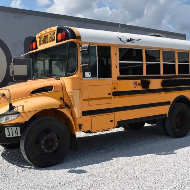 2012 IC BUS CE