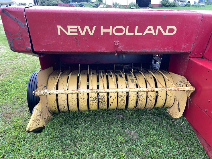 new-holland-276-image-8